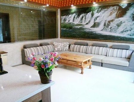 Yixinyuan Hotel Jiuzhaigou Bagian luar foto